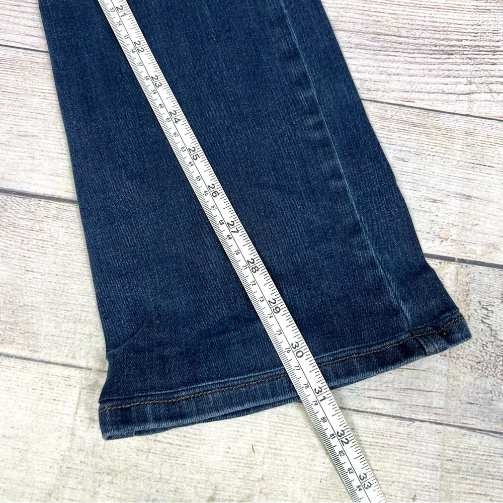 Diesel Women’s Doris-B Super Slim Bootcut Medium Wash Denim Jeans Size 29